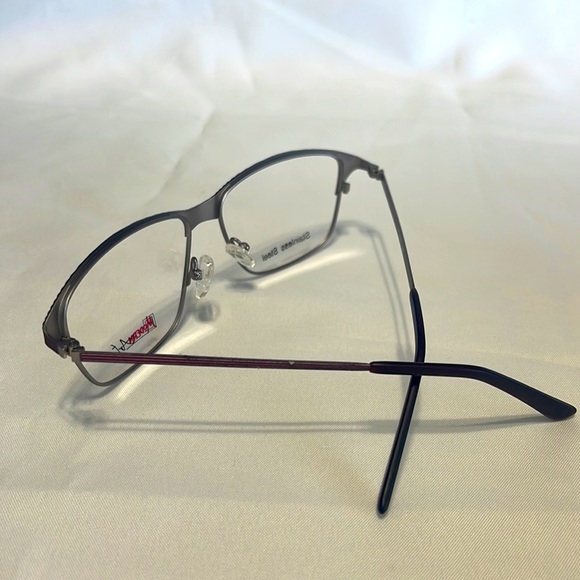 Modern art eyeglass frame - Picture 3 of 3